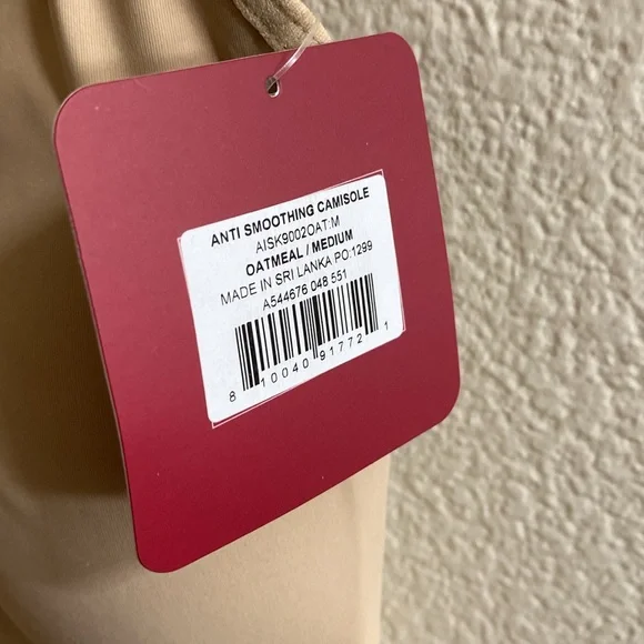 Anti Proof Smoothing Camisole Tank With Padded Bra Nude‎ Med - Picture 2 of 4